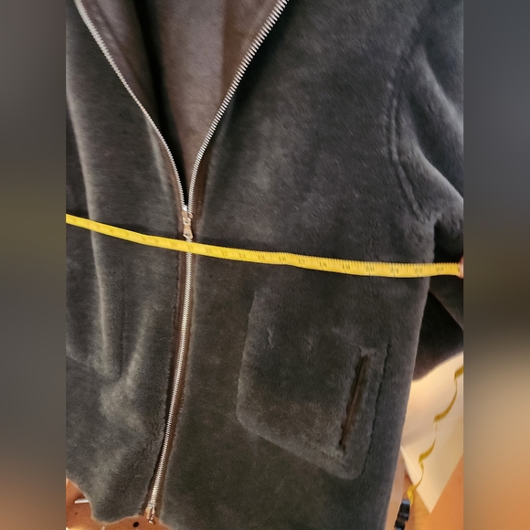 Mango Reversible Faux Shearling Coat BNWT - Picture 9 of 11